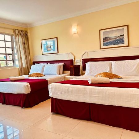 Carlton Hotel Seremban - Next To Terminal Bus Station Zewnętrze zdjęcie