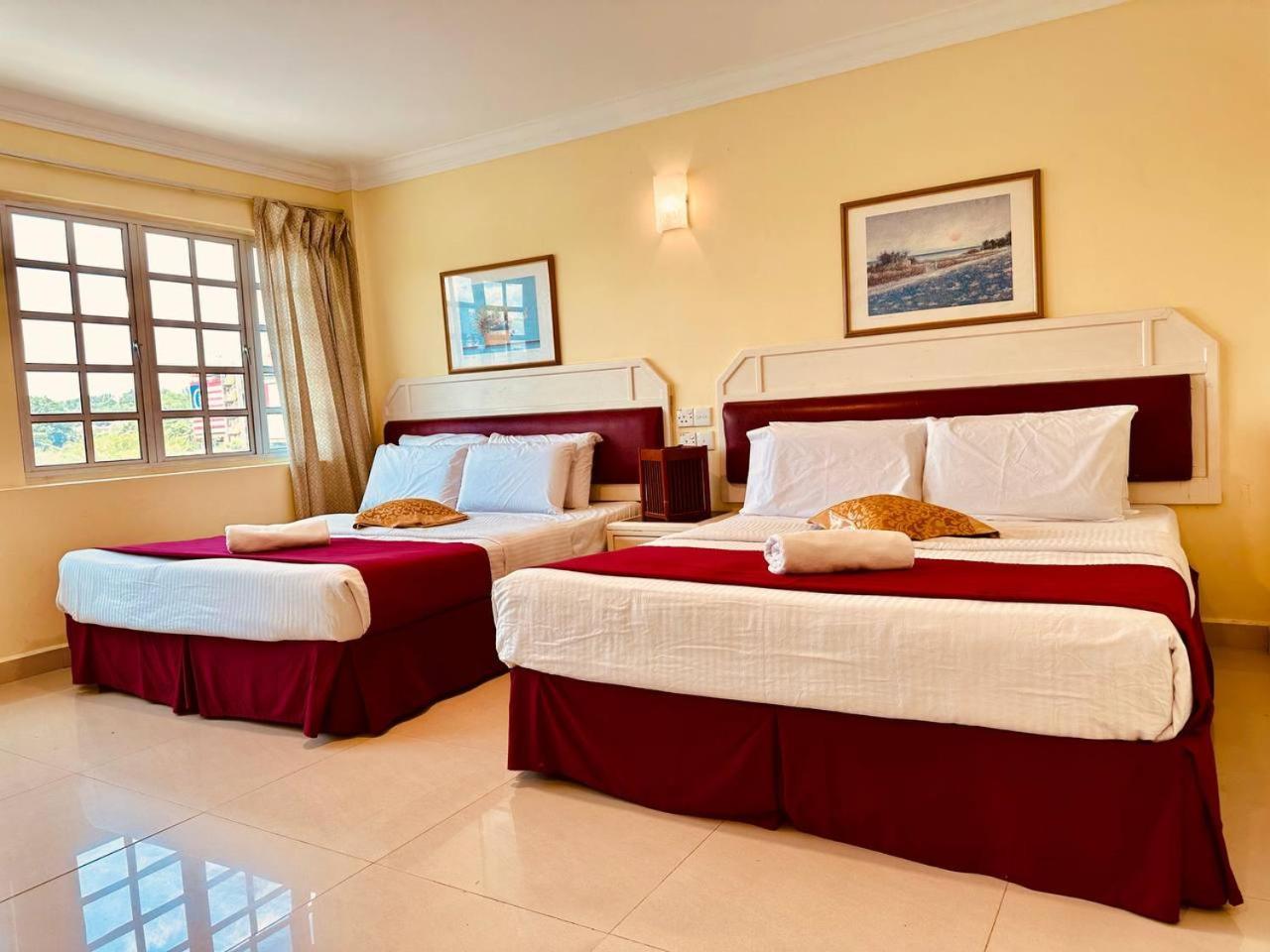 Carlton Hotel Seremban - Next To Terminal Bus Station Zewnętrze zdjęcie